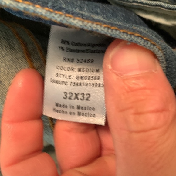 Jeans - Picture 3 of 3